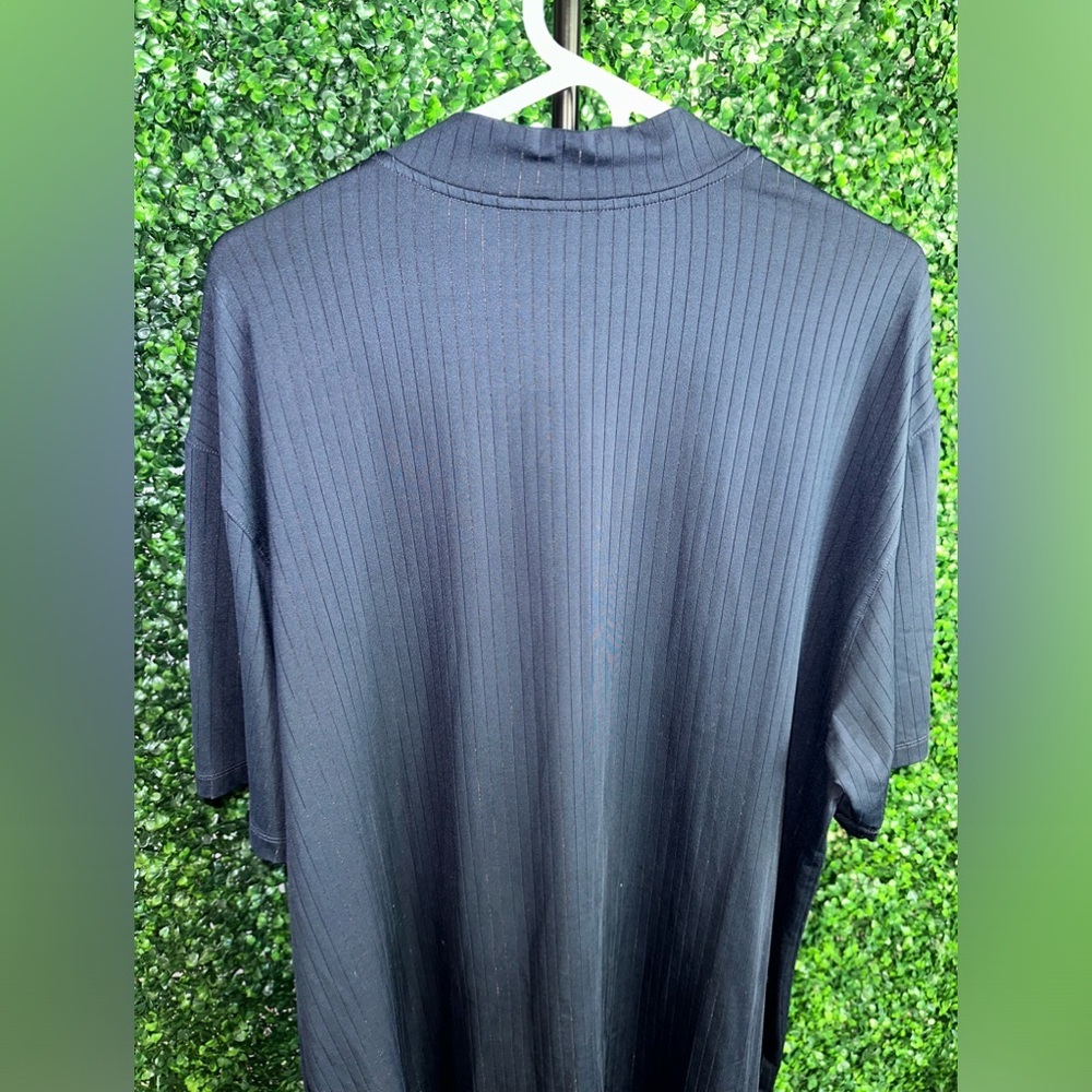 Men’s Nike Golf Shirt - Picture 3 of 6